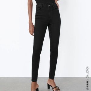 ZARA HI-RISE SKINNY JEANS